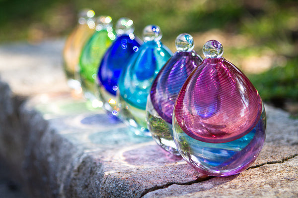 Glass urns for pets best sale